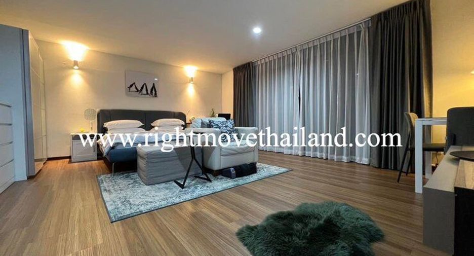 For rent and for sale 4 bedrooms townhouse in Suan Luang, Bangkok