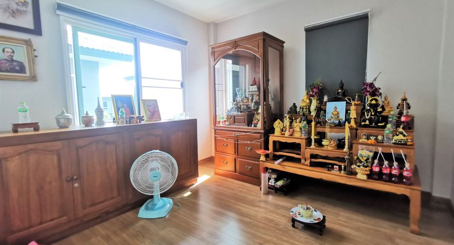 For sale 4 bedrooms house in Sai Mai, Bangkok