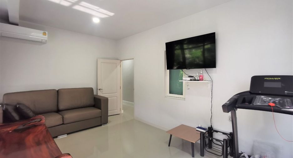 For sale 4 bedrooms house in Sai Mai, Bangkok