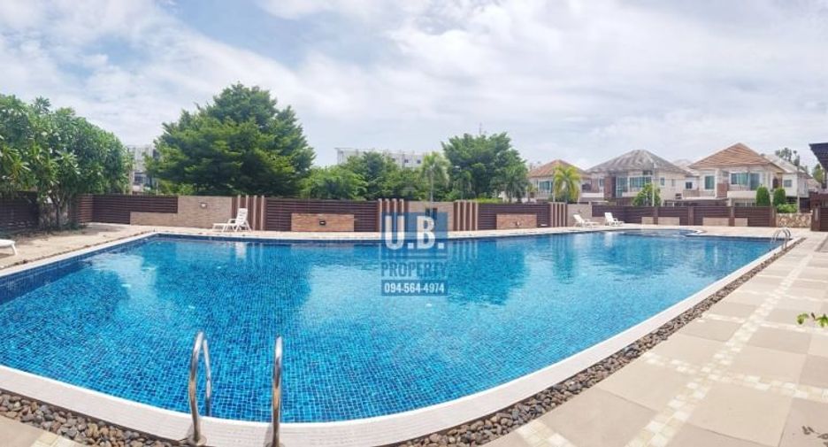 For rent and for sale 3 bedrooms house in Bang Lamung, Chonburi