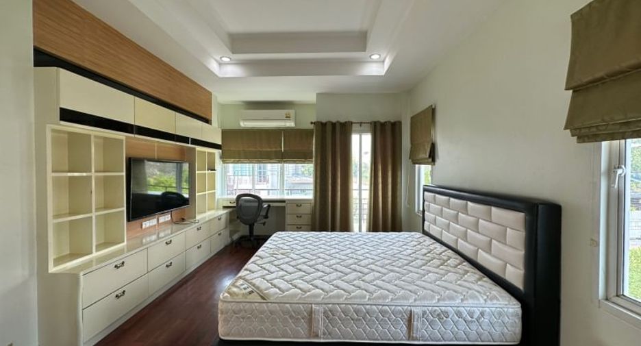 For rent and for sale 3 bedrooms house in Bang Lamung, Chonburi
