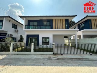 For rent 4 bed house in Lam Luk Ka, Pathum Thani