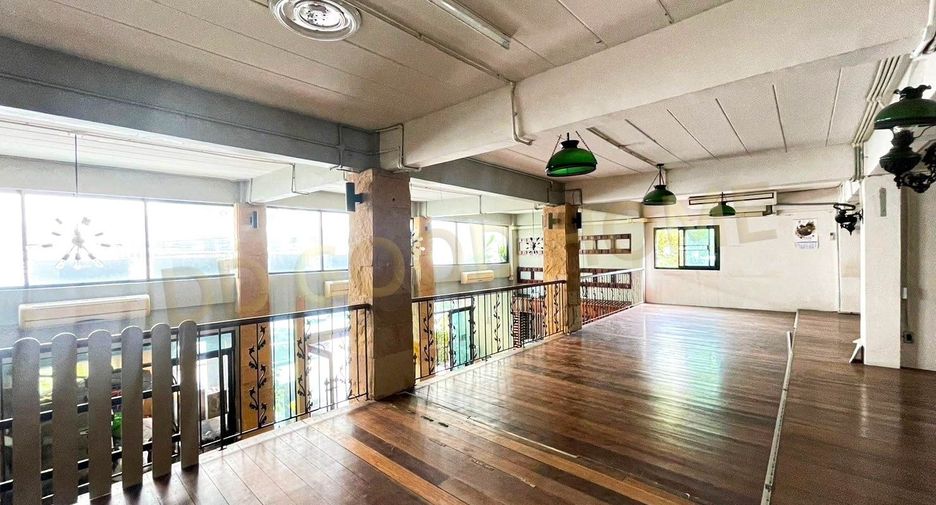 For sale 5 bed retail Space in Bueng Kum, Bangkok