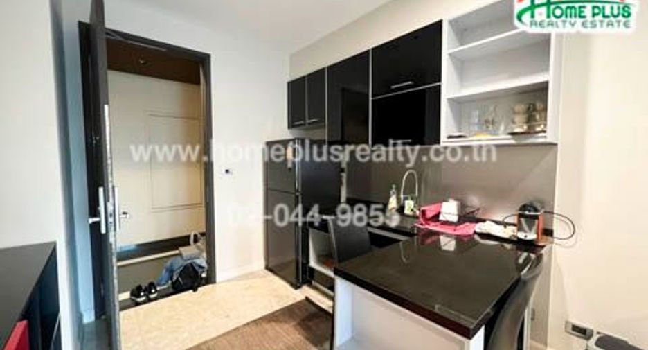 À vendre 1 chambre condo à Khlong Toei, Bangkok