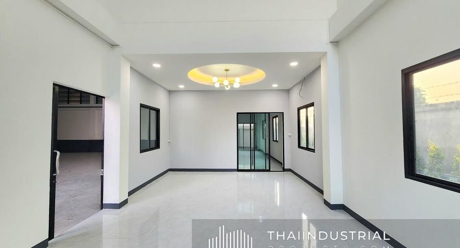 For rent warehouse in Lat Lum Kaeo, Pathum Thani