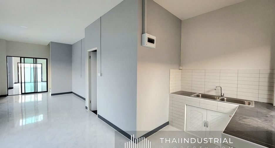 For rent warehouse in Lat Lum Kaeo, Pathum Thani