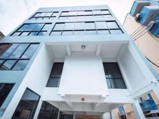 For rent and for sale office in Din Daeng, Bangkok