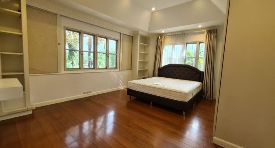 For rent 4 Beds house in Mueang Samut Prakan, Samut Prakan