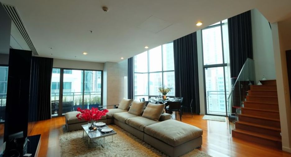Wohnung zum Kauf mit 3 Zimmer in Khlong Toei, Bangkok
