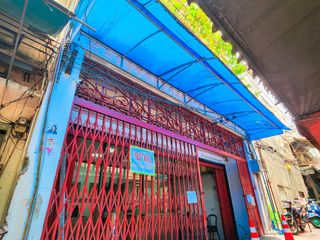 For sale 5 bed retail Space in Khlong San, Bangkok