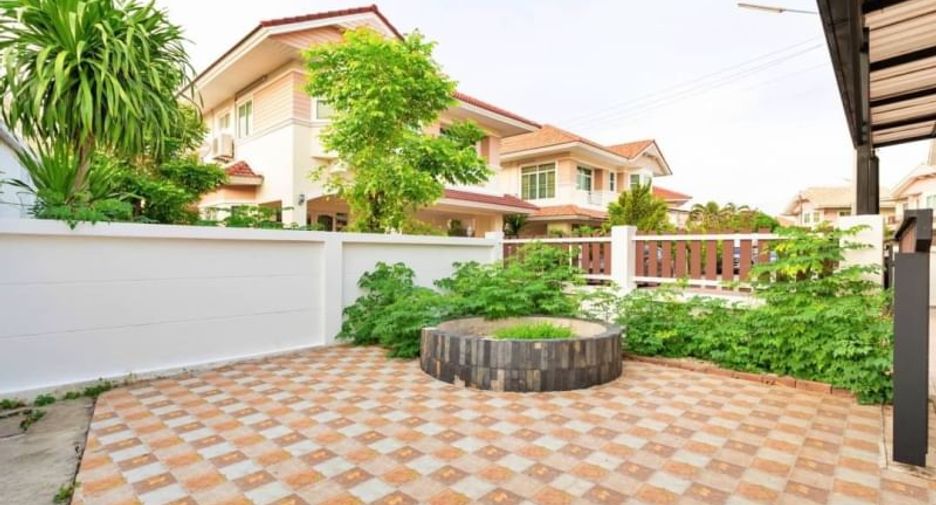 For sale 3 ベッドルーム house in Mueang Chon Buri, Chonburi