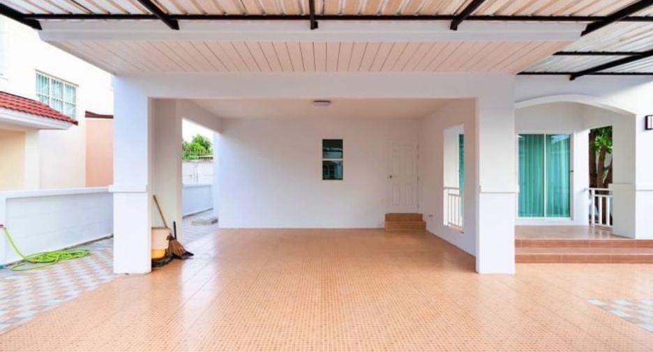 For sale 3 ベッドルーム house in Mueang Chon Buri, Chonburi