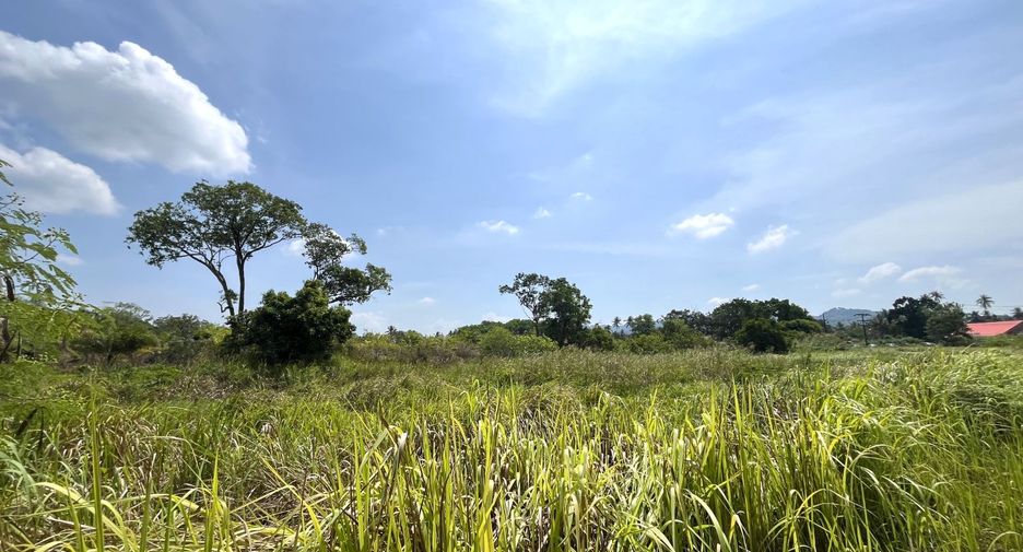 Terreno en venta en Takua Pa, Phang Nga