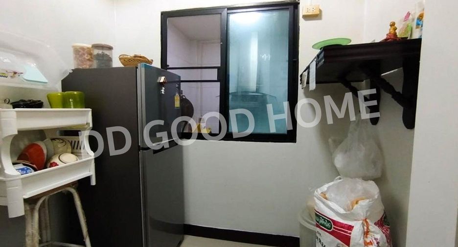 For sale 3 bedrooms townhouse in Bang Khae, Bangkok