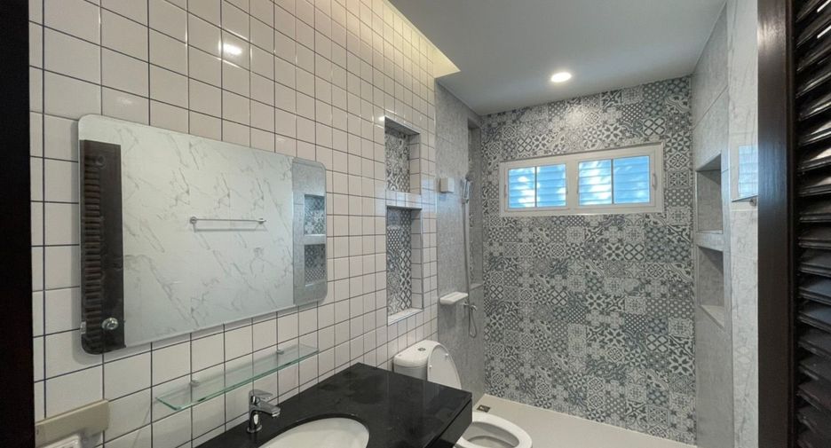 For sale 3 bedrooms house in Thalang, Phuket