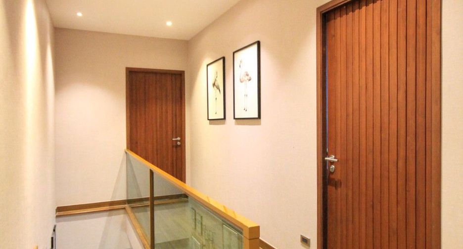 For sale 3 bedrooms villa in Hua Hin, Prachuap Khiri Khan