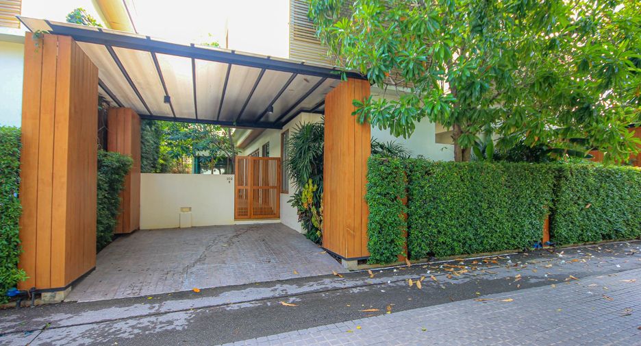 For sale 3 bedrooms villa in Hua Hin, Prachuap Khiri Khan