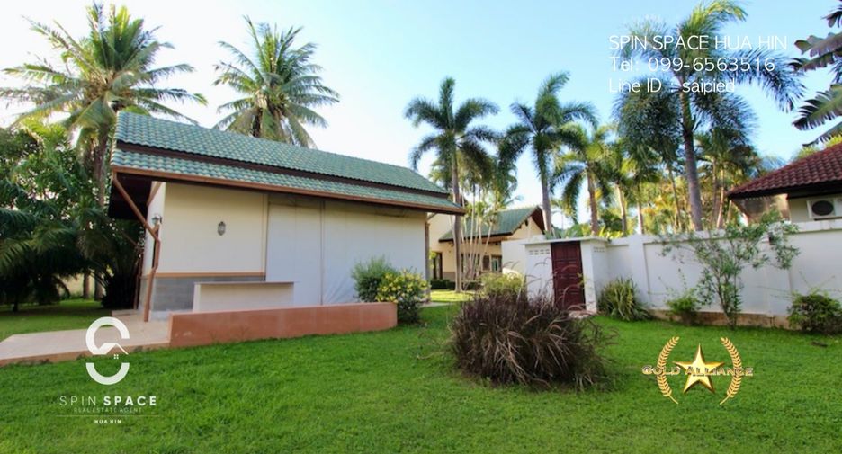 For sale 3 bedrooms villa in Sam Roi Yot, Prachuap Khiri Khan