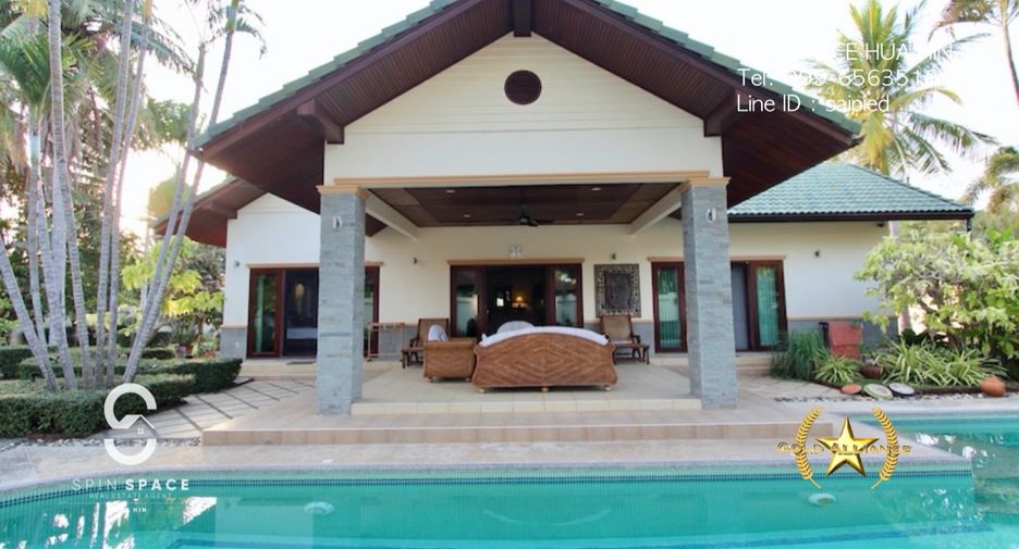 For sale 3 bedrooms villa in Sam Roi Yot, Prachuap Khiri Khan