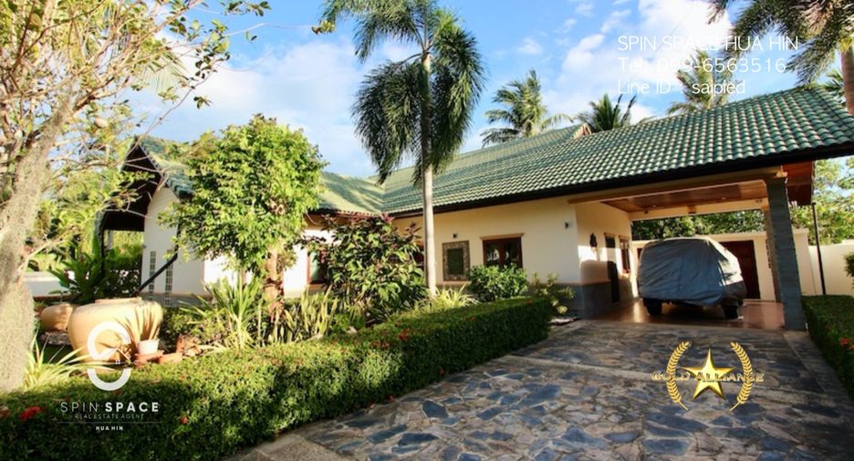 For sale 3 bedrooms villa in Sam Roi Yot, Prachuap Khiri Khan