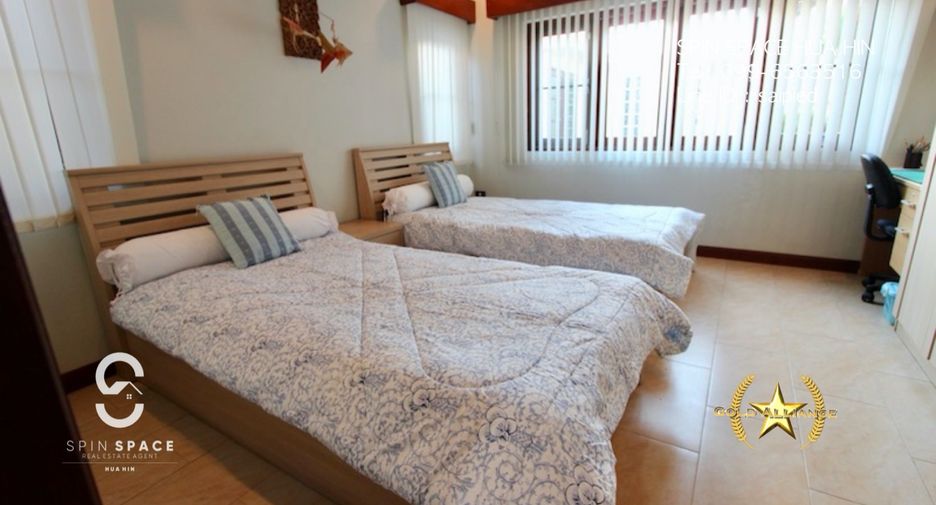 For sale 3 bedrooms villa in Sam Roi Yot, Prachuap Khiri Khan