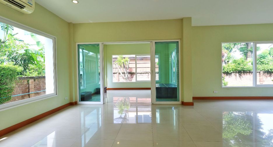 À vendre 4 chambres maison à Bang Khun Thian, Bangkok