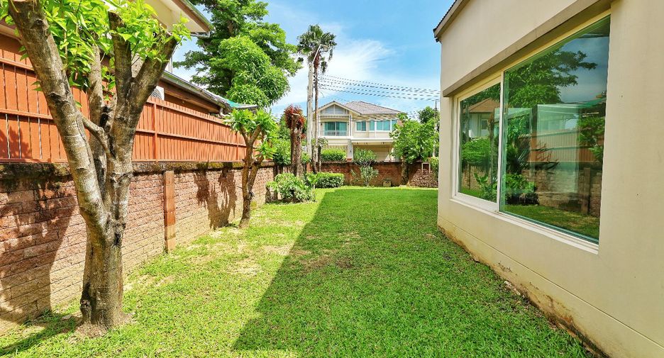 À vendre 4 chambres maison à Bang Khun Thian, Bangkok