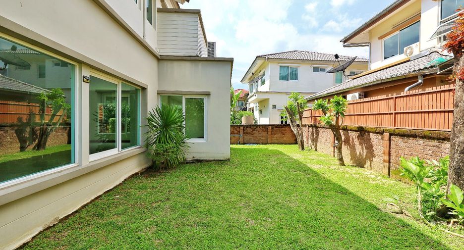 À vendre 4 chambres maison à Bang Khun Thian, Bangkok