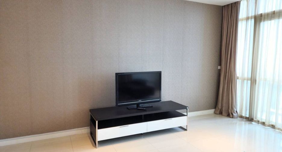 Wohnung zur Miete mit 3 Zimmer in Pathum Wan, Bangkok