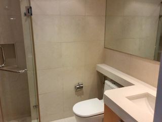For rent 3 bedrooms condo in Pathum Wan, Bangkok