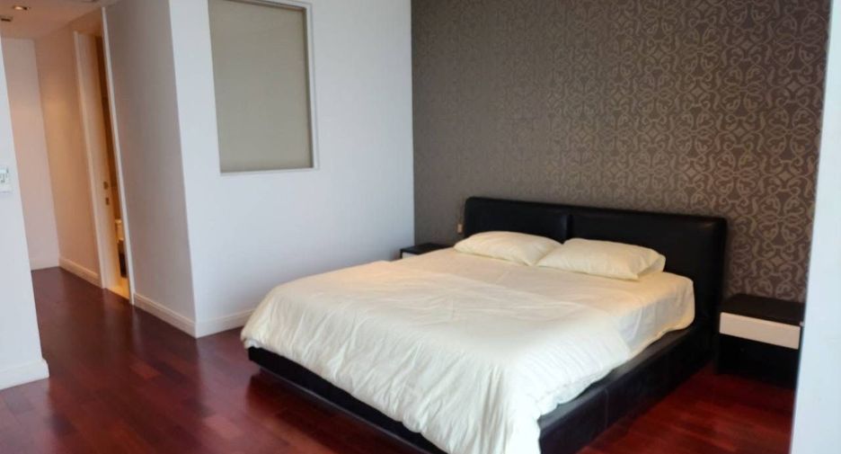 Wohnung zur Miete mit 3 Zimmer in Pathum Wan, Bangkok