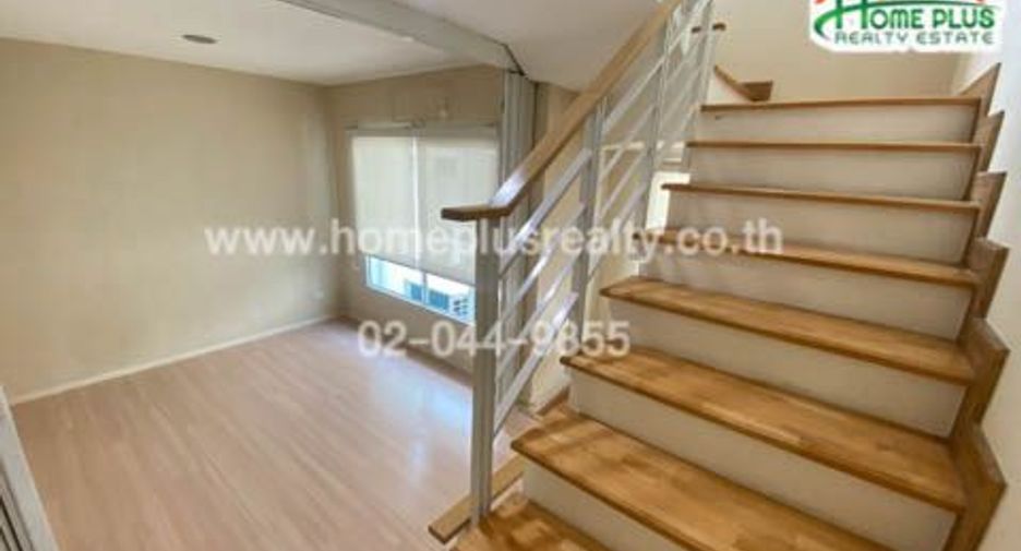 For sale 4 bedrooms townhouse in Bueng Kum, Bangkok
