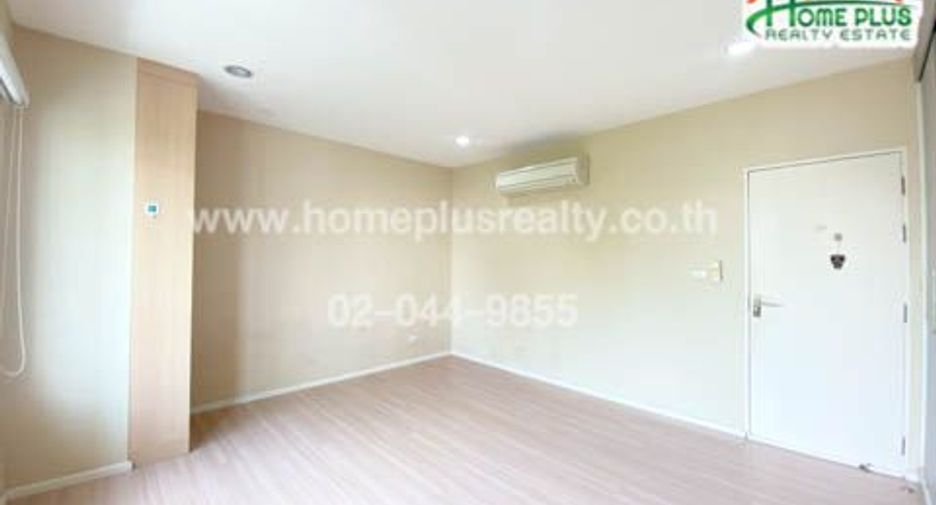 For sale 4 bedrooms townhouse in Bueng Kum, Bangkok
