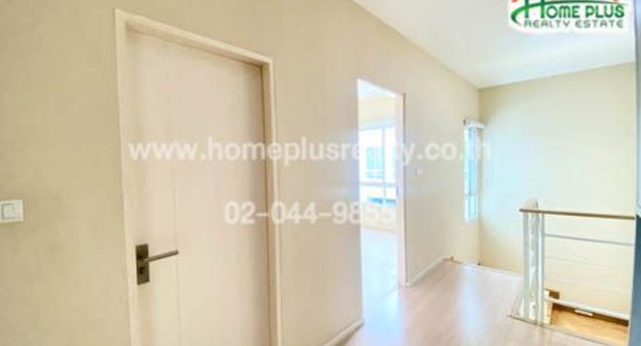 For sale 4 bedrooms townhouse in Bueng Kum, Bangkok