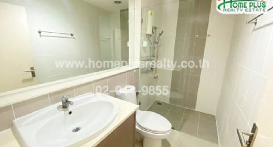 For sale 4 bedrooms townhouse in Bueng Kum, Bangkok