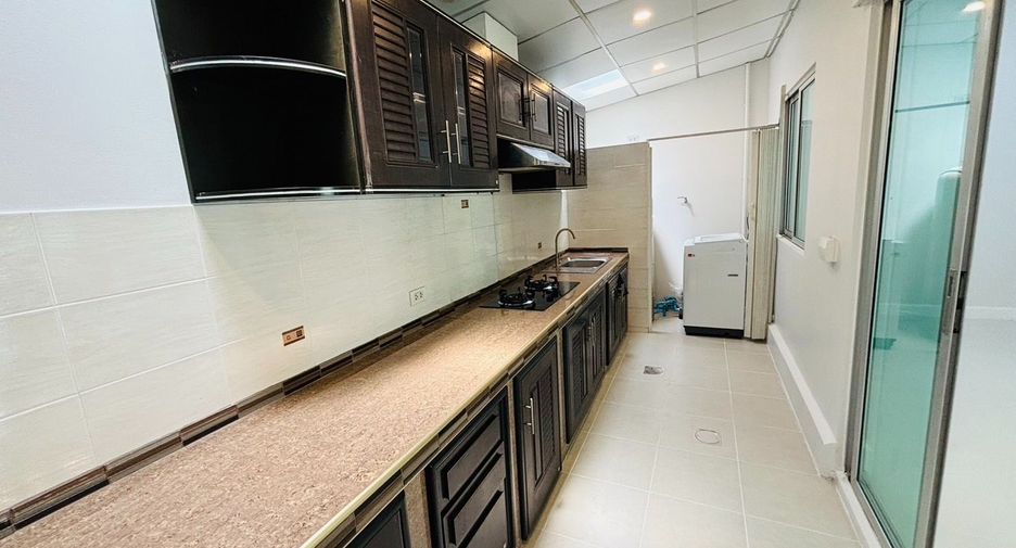 ขาย 3 ห้องนอน ทาวน์เฮ้าส์ ใน ดอนเมือง, กรุงเทพฯ