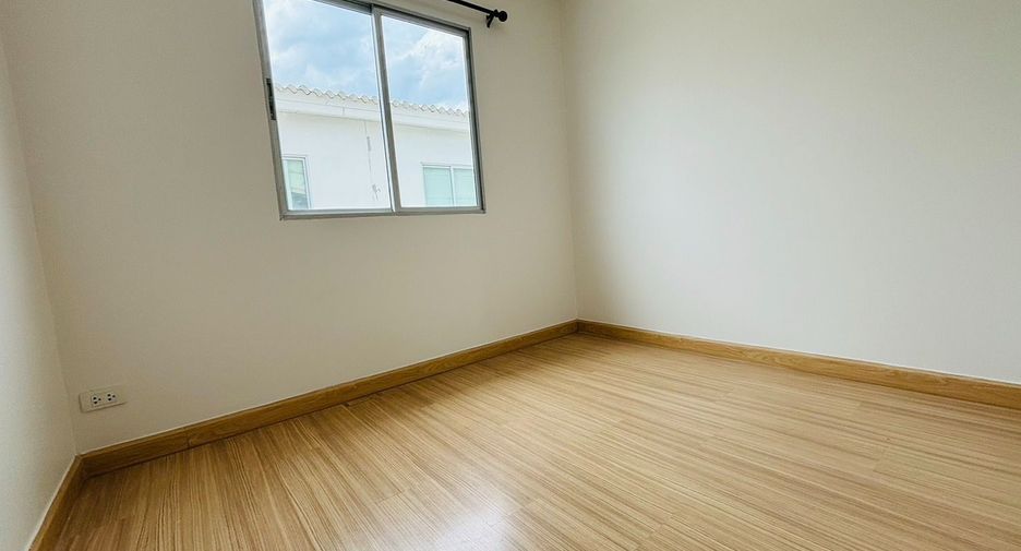 ขาย 3 ห้องนอน ทาวน์เฮ้าส์ ใน ดอนเมือง, กรุงเทพฯ