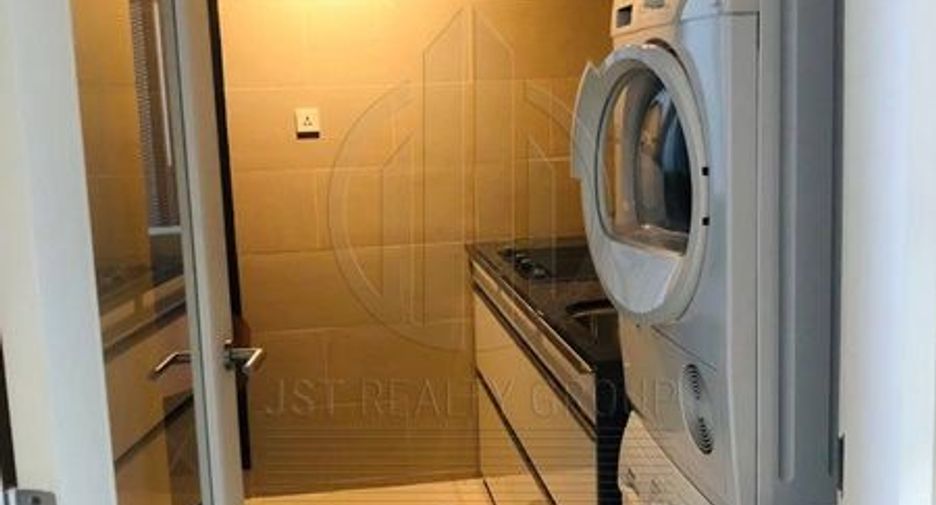 For sale 3 bedrooms condo in Sathon, Bangkok