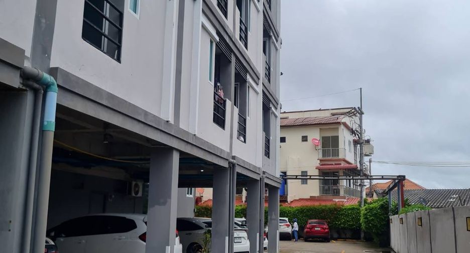 出售 42 卧室 酒店 在 Mueang Rayong, Rayong