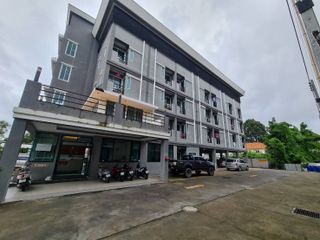 For sale 42 bed hotel in Mueang Rayong, Rayong