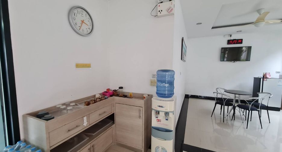 出售 42 卧室 酒店 在 Mueang Rayong, Rayong