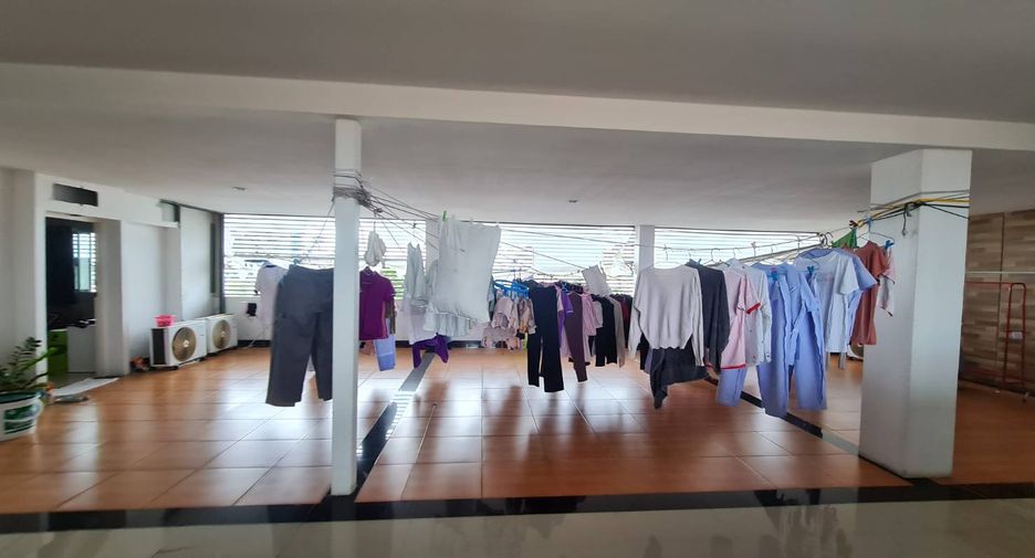 出售 42 卧室 酒店 在 Mueang Rayong, Rayong
