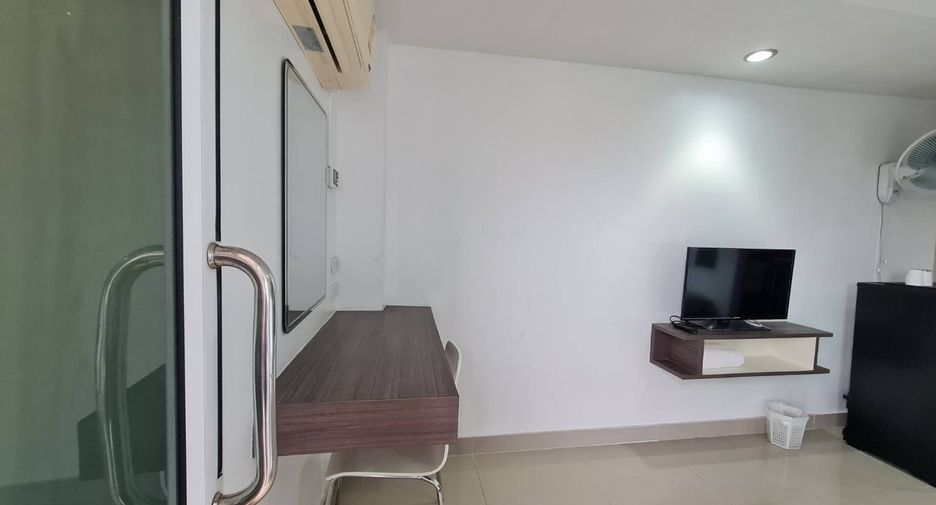 出售 42 卧室 酒店 在 Mueang Rayong, Rayong