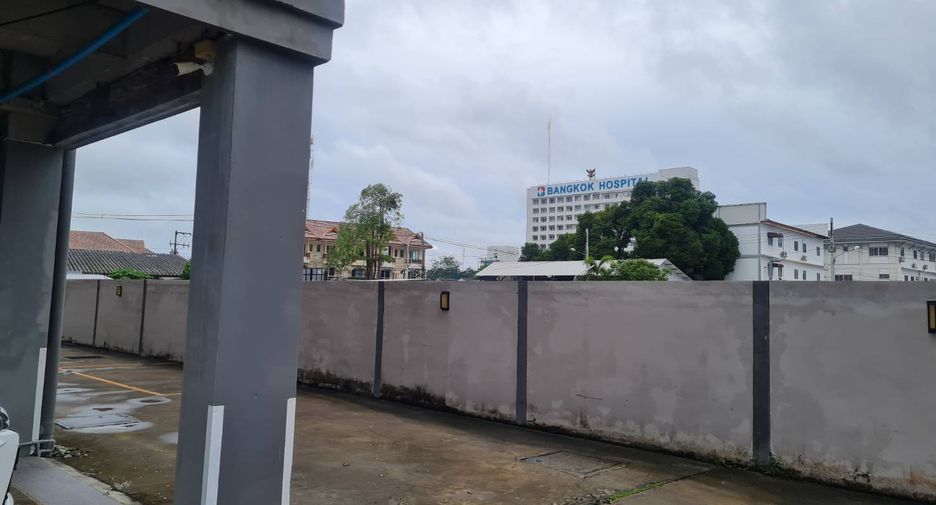 出售 42 卧室 酒店 在 Mueang Rayong, Rayong
