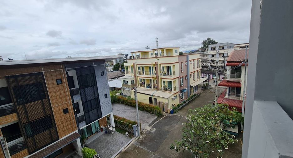 出售 42 卧室 酒店 在 Mueang Rayong, Rayong