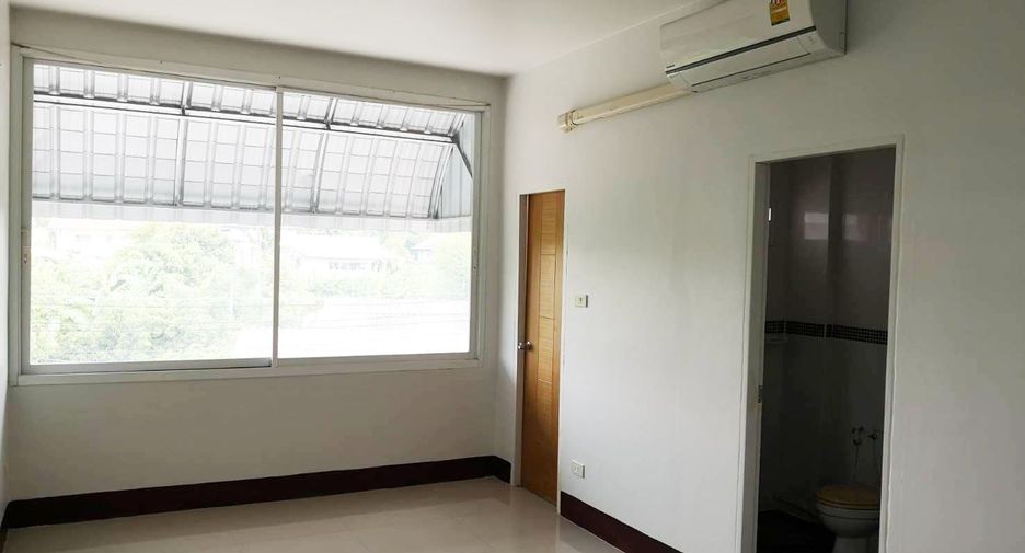 For rent 8 bed office in Mueang Chiang Mai, Chiang Mai