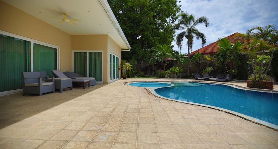 For rent and for sale 5 bedrooms house in East Pattaya, Pattaya
