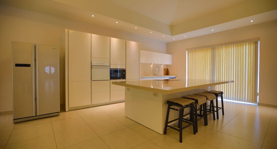 For rent and for sale 5 bedrooms house in East Pattaya, Pattaya
