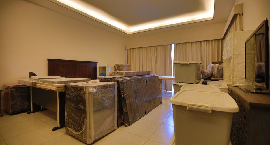 For rent and for sale 5 bedrooms house in East Pattaya, Pattaya