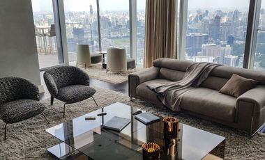 For sale 3 ベッドルーム condo in Sathon, Bangkok